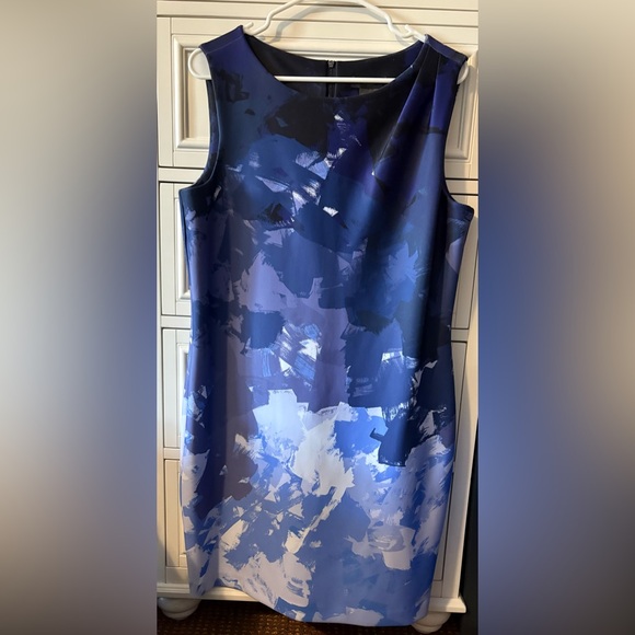 Donna Karan Dresses & Skirts - Donna Karan Black Label Navy and Black Dress size 14